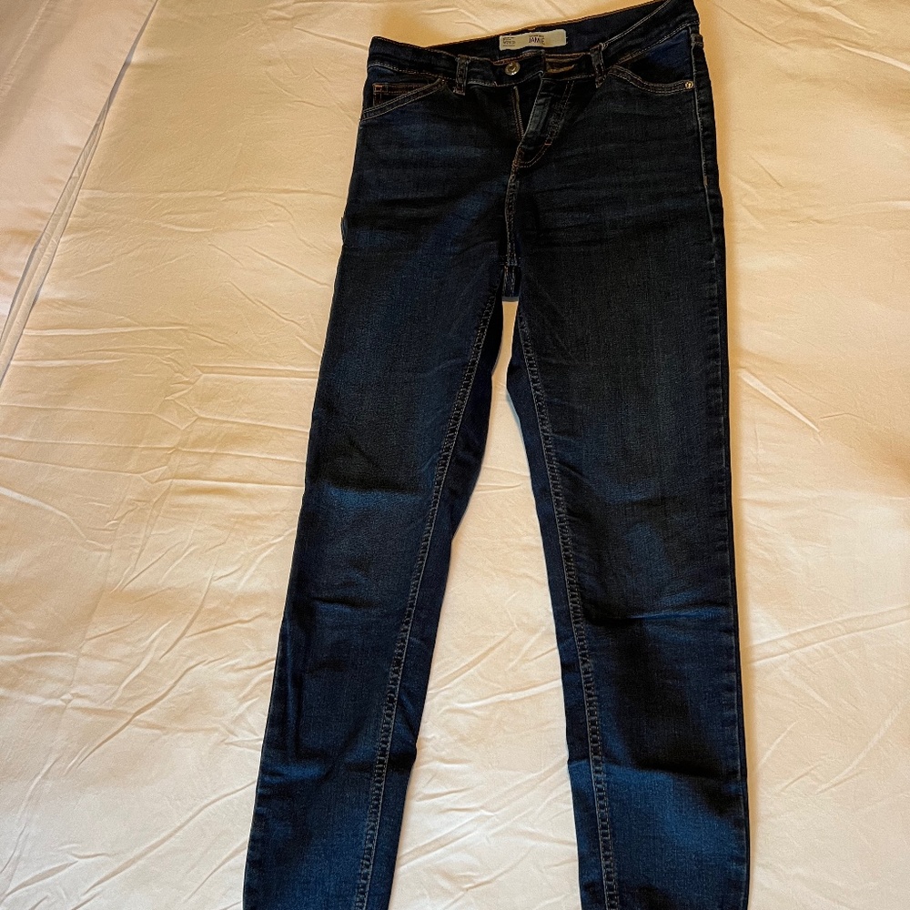 Topshop High Rise Skinny Jeans size 28 with distressed ankle